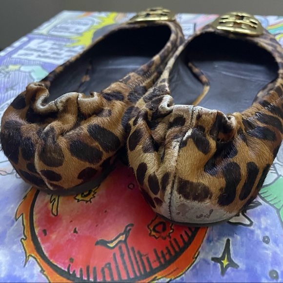 Tory Burch Brown Leopard Print Calf Hair Reva Ballet Flats - Picture 3 of 4
